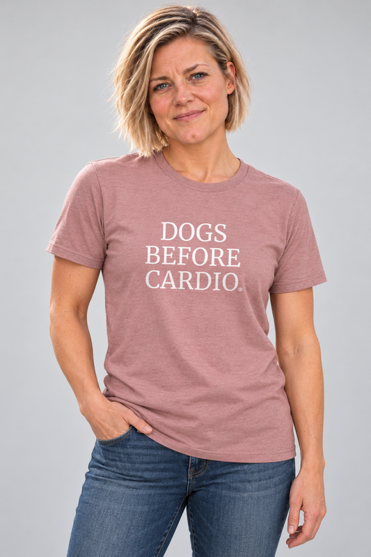 Cindy wearing the Dogs Before Cardio Everyday T in Heather Mauve, front studio view.