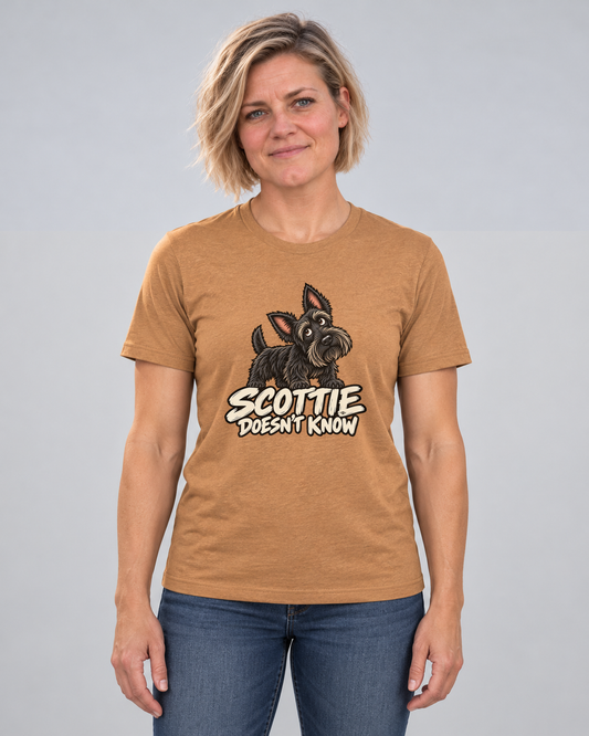 Cindy wearing Scottie Doesn't Know Everyday T in Heather Autumn